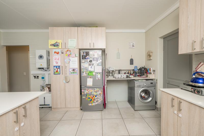 2 Bedroom Property for Sale in Fish Hoek Western Cape